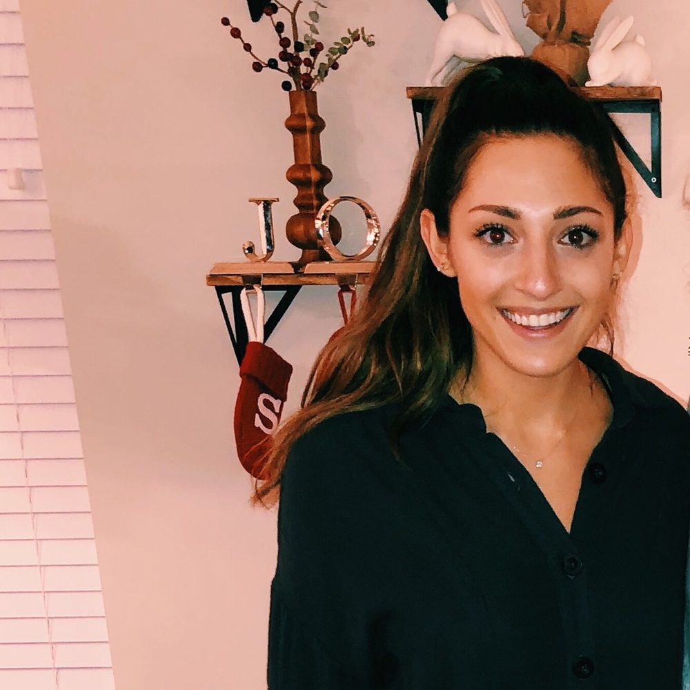 Meet your Posher, Sloane